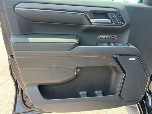Used 2023 GMC Sierra 1500 AT4 w/ AT4 Premium Package AWD/4WD image 21