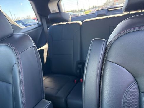 Used 2023 Chevrolet Traverse RS w/ LPO, Floor Liner Package AWD/4WD image 42