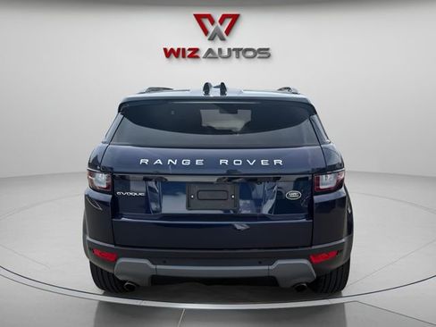 Used 2019 Land Rover Range Rover Evoque SE AWD/4WD image 4