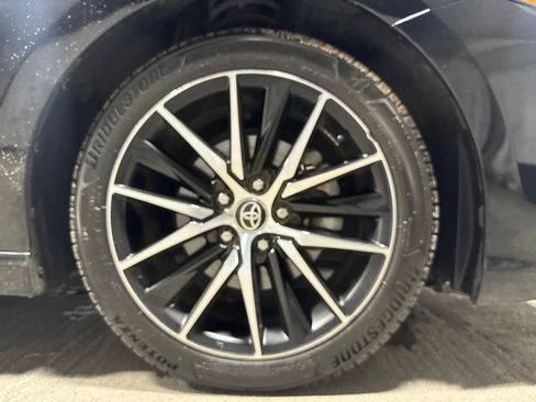 Used 2021 Toyota Camry SE FWD image 40
