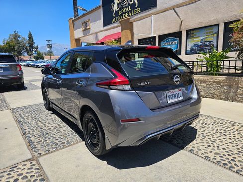 Used 2024 Nissan Leaf S FWD image 7