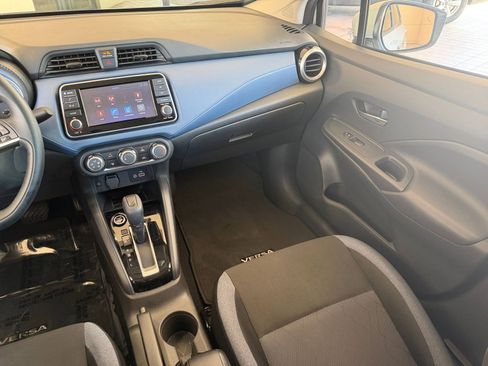 Used 2025 Nissan Versa SV FWD image 33