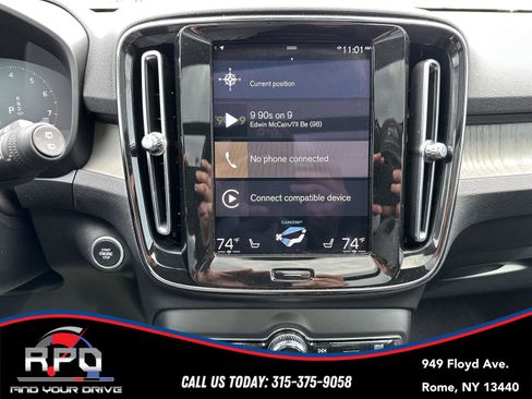 Used 2021 Volvo XC40 T5 Inscription w/ Advanced Package image 22