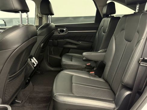 Used 2021 Kia Sorento SX AWD/4WD image 29