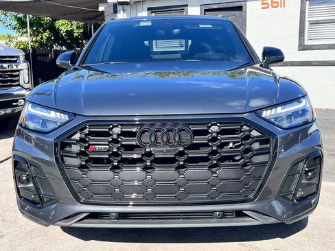 Used 2024 Audi SQ5 Prestige AWD/4WD image 2