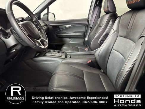 Used 2022 Honda Pilot TrailSport image 4