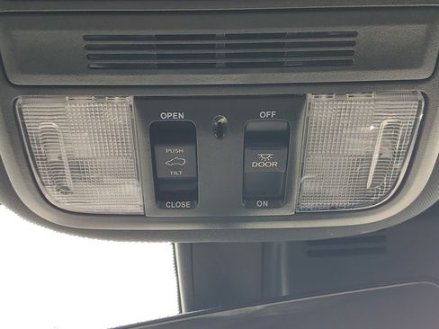 Certified 2023 Honda Passport EX-L image 33