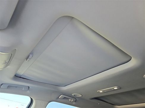 Certified 2021 GMC Acadia Denali w/ Denali Technology Package image 20