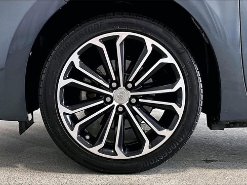 Used 2016 Toyota Corolla S image 8