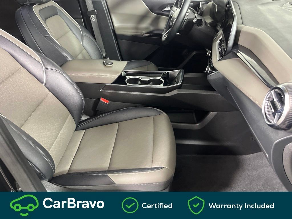Used 2025 Chevrolet Equinox LT w/ Convenience Package II AWD/4WD image 18