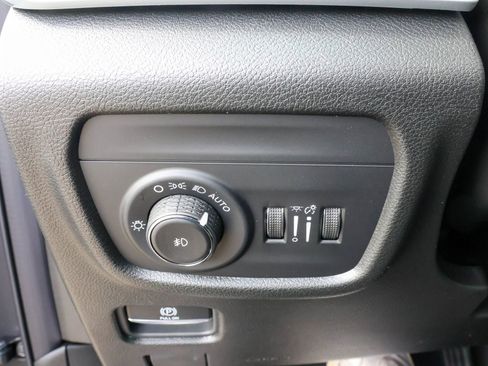 New 2026 Jeep Grand Cherokee Limited image 29