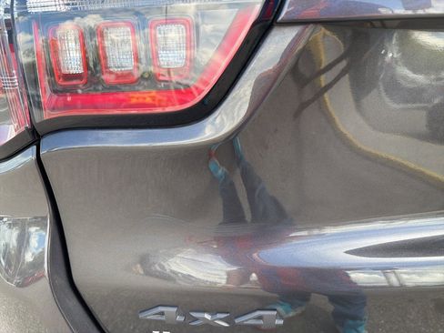 Used 2018 Jeep Compass Trailhawk w/ Leather Interior Group image 10