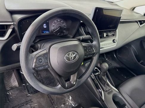Certified 2024 Toyota Corolla LE image 9