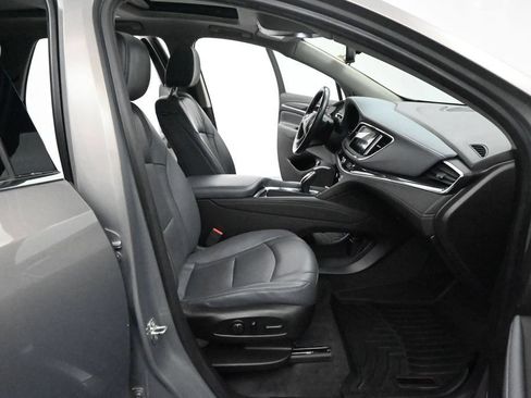Used 2019 Buick Enclave Premium w/ Experience Buick Package AWD/4WD image 26