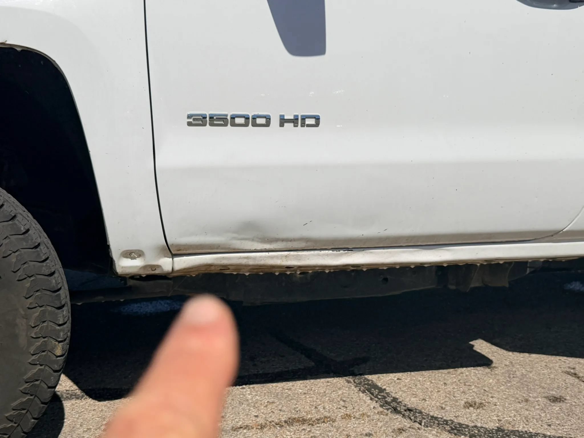 Used 2015 Chevrolet Silverado 3500 W/T RWD image 4