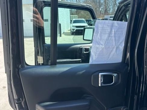 Certified 2023 Jeep Wrangler Sport image 35