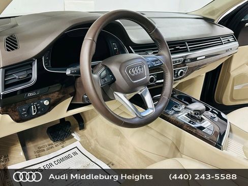 Used 2017 Audi Q7 3.0T Prestige image 12
