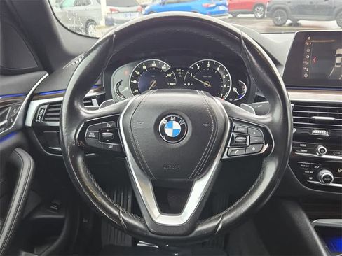 Used 2019 BMW 530i w/ Convenience Package image 12