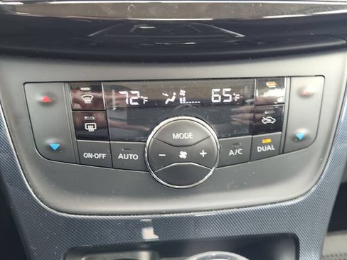 Used 2019 Nissan Sentra SR FWD image 21