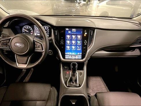 Used 2025 Subaru Outback Premium image 15