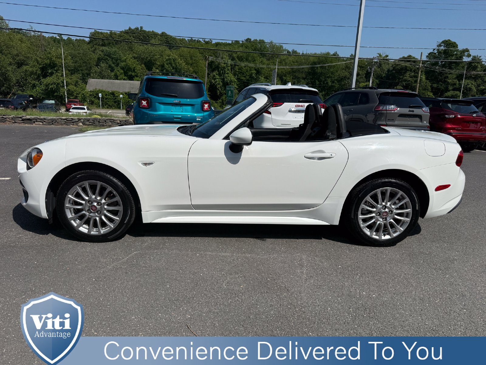 Used 2018 FIAT 124 Spider Classica RWD image 6