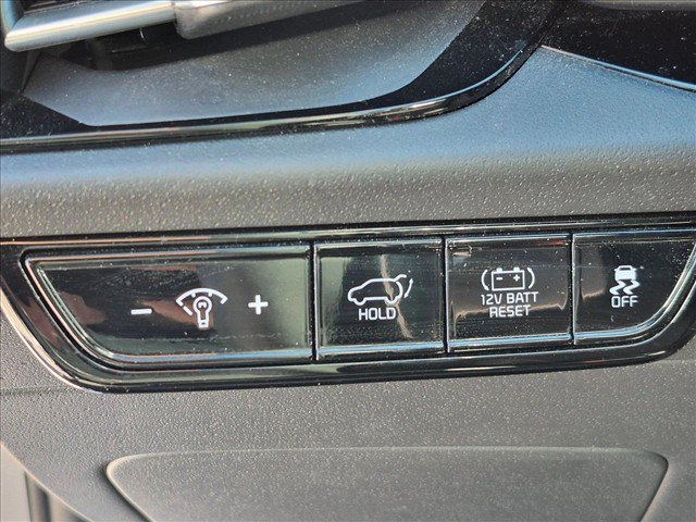 Used 2025 Kia Niro FWD image 14