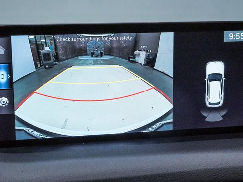 Certified 2025 Genesis GV70 3.5T Sport image 21