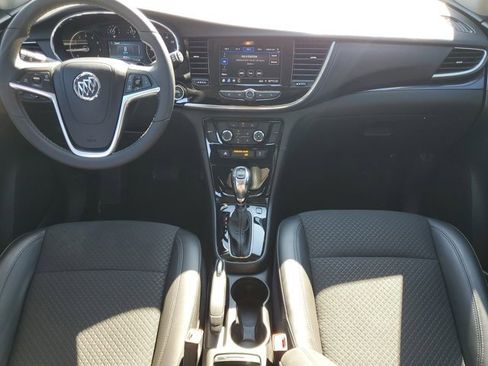 Used 2022 Buick Encore Preferred w/ Safety Package image 22