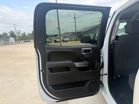 Used 2017 Chevrolet Silverado 1500 LT w/ All Star Edition AWD/4WD image 36