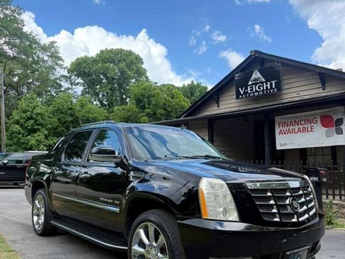 Used 2010 Cadillac Escalade EXT Luxury AWD/4WD image 8