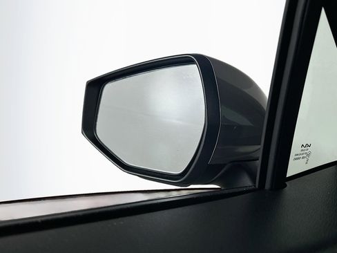 Used 2025 Kia Sportage LX image 16