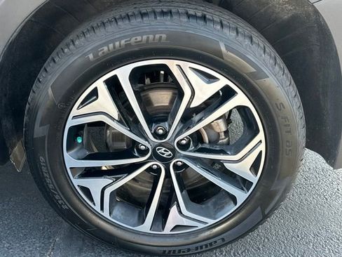 Used 2019 Hyundai Santa Fe AWD image 26