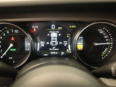 Used 2023 Jeep Wrangler Unlimited w/ Cold Weather Group AWD/4WD image 8