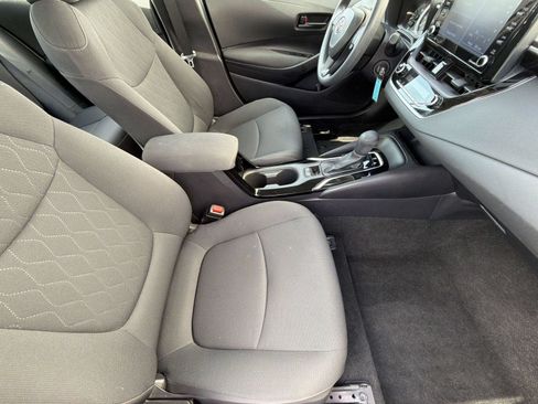 Used 2022 Toyota Corolla LE FWD image 27