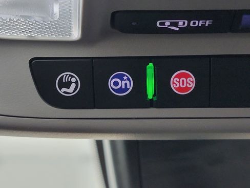 Used 2022 Chevrolet Malibu LT image 24