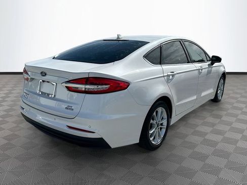 Used 2020 Ford Fusion SE image 5