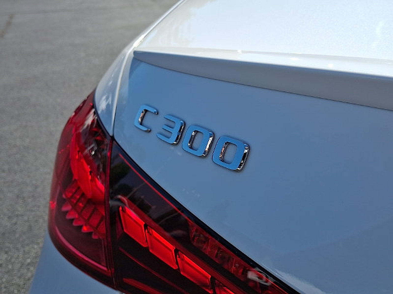 Used 2026 Mercedes-Benz C 300 4MATIC Sedan image 23