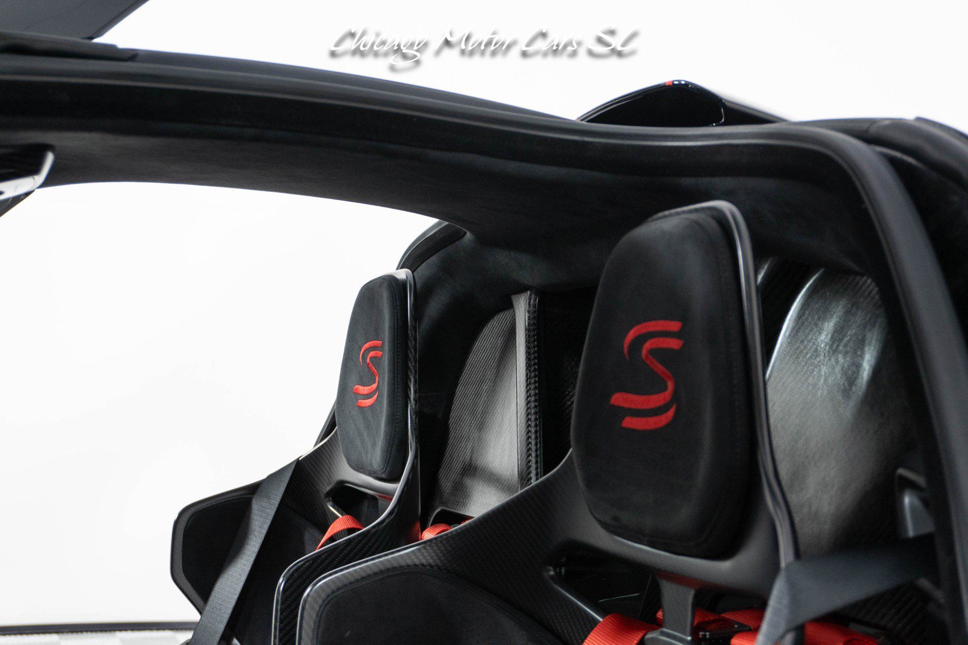 Used 2019 McLaren Senna RWD image 45