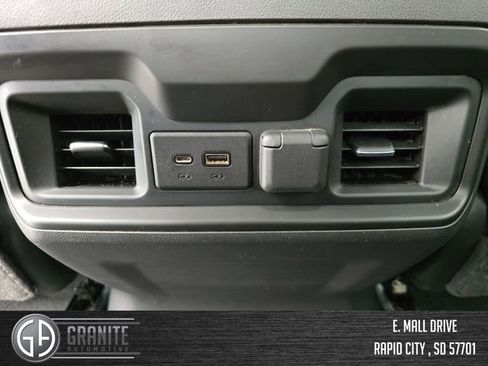 Used 2021 Chevrolet Silverado 1500 LT Trail Boss w/ Convenience Package II image 35