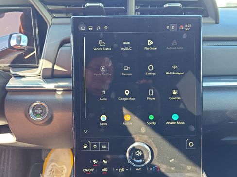 Used 2026 GMC Terrain Elevation AWD/4WD image 29