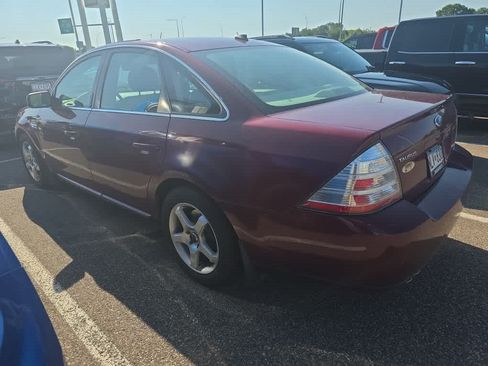 Used 2008 Ford Taurus SEL FWD image 2