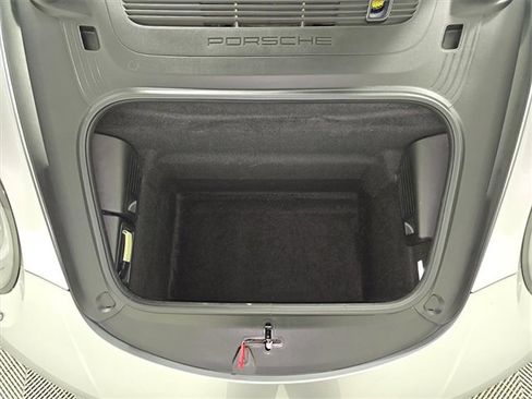 Used 2017 Porsche 911 Carrera 4S image 14