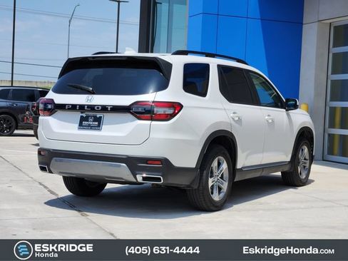 Certified 2026 Honda Pilot EX-L image 7