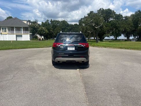 Used 2019 GMC Acadia SLT FWD image 4