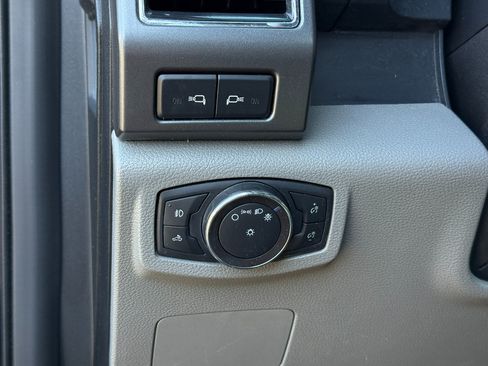 Used 2019 Ford F350 XLT w/ XLT Value Package image 21