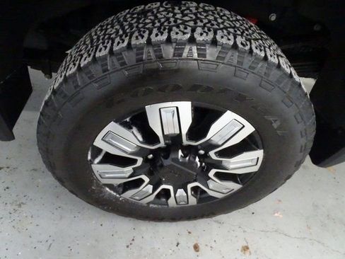 Certified 2024 GMC Sierra 3500 Denali w/ Denali Reserve Package image 28