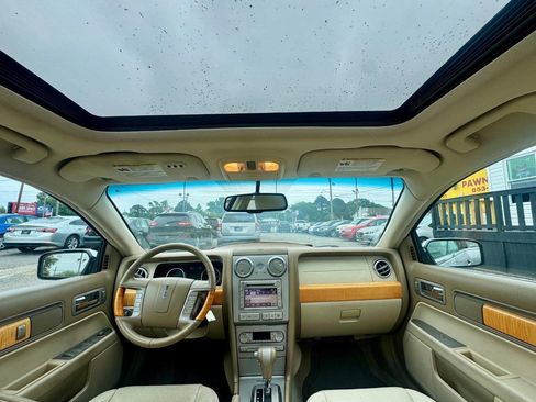 Used 2009 Lincoln MKZ FWD image 13