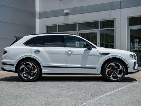 New 2025 Bentley Bentayga image 5