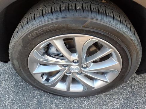 Used 2023 Buick Encore GX Essence w/ Experience Buick Package FWD image 15