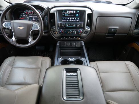 Used 2018 Chevrolet Silverado 1500 LTZ w/ Sport Package image 12